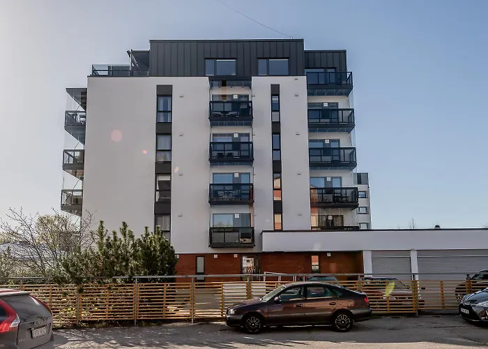 Karusselli 91- Balcony & Parking